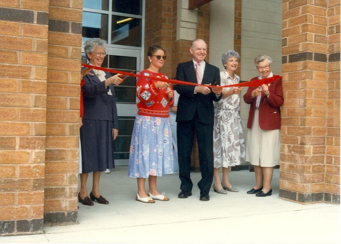 The ribbon-cutting ceremony for the new Callahan Library.